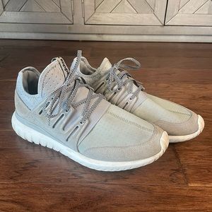 Adidas men tubular radial gray size 10
